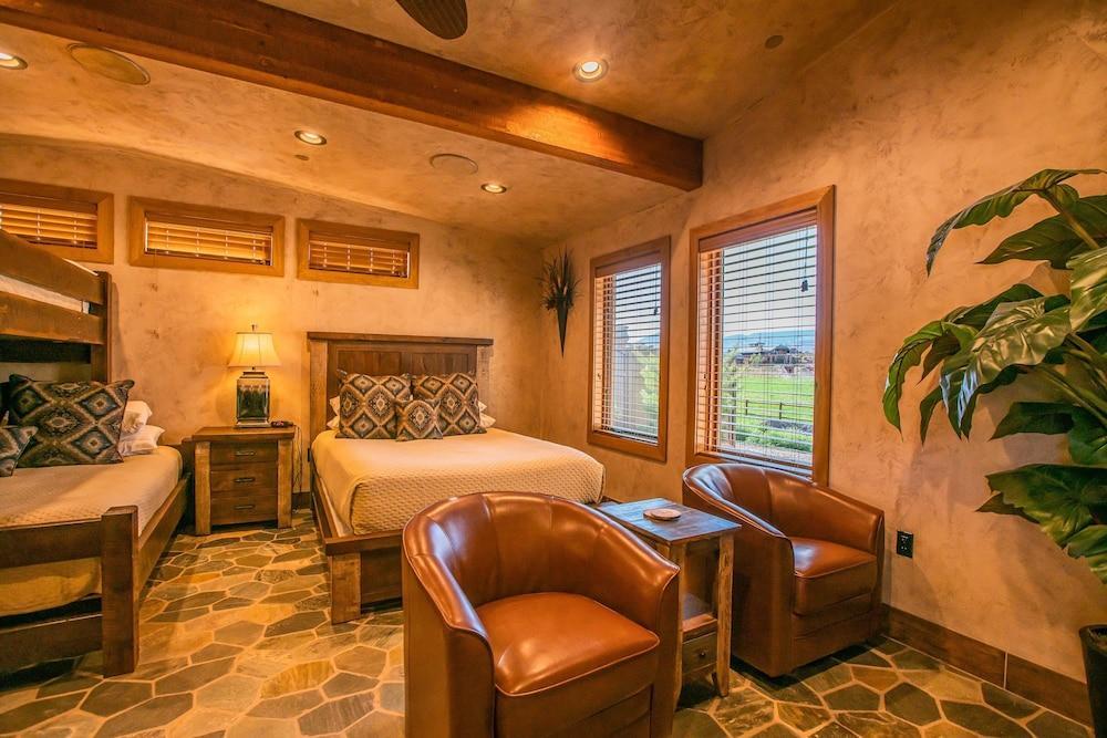 Cougar Ridge Lodge - Casitas Torrey Exterior foto