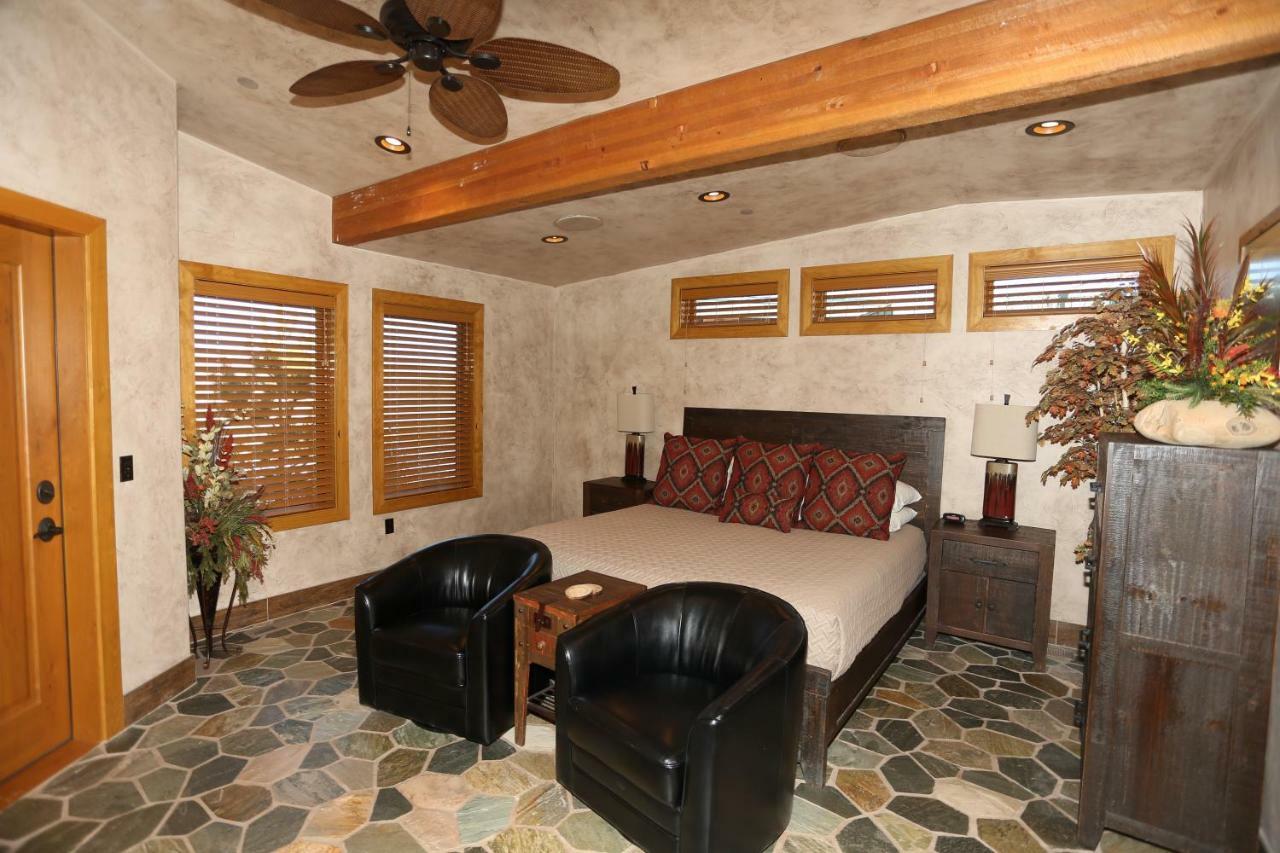 Cougar Ridge Lodge - Casitas Torrey Exterior foto