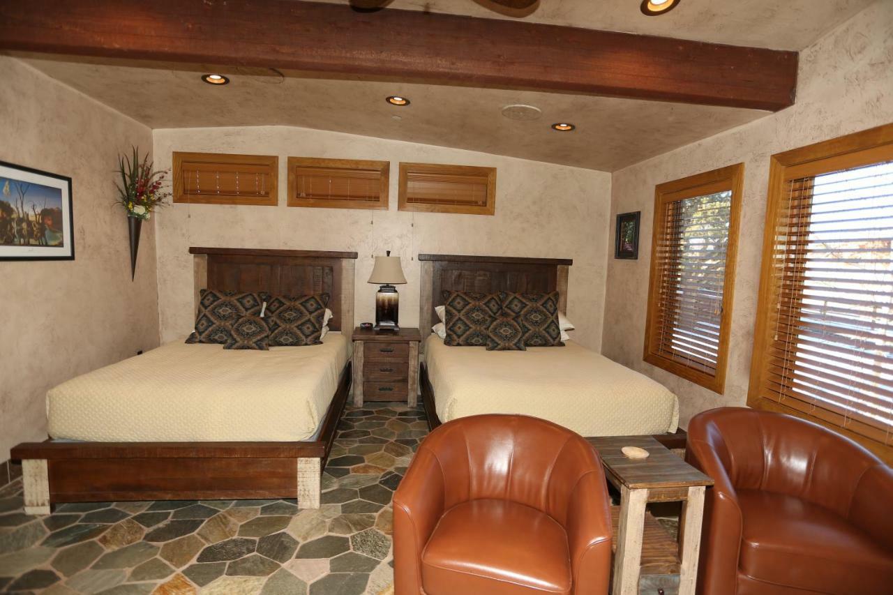 Cougar Ridge Lodge - Casitas Torrey Exterior foto