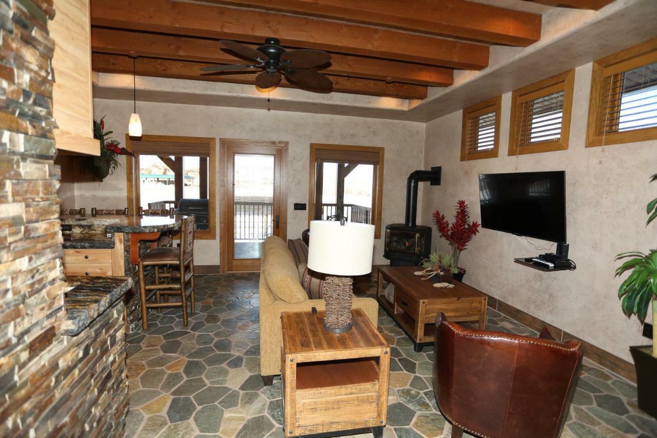 Cougar Ridge Lodge - Casitas Torrey Exterior foto