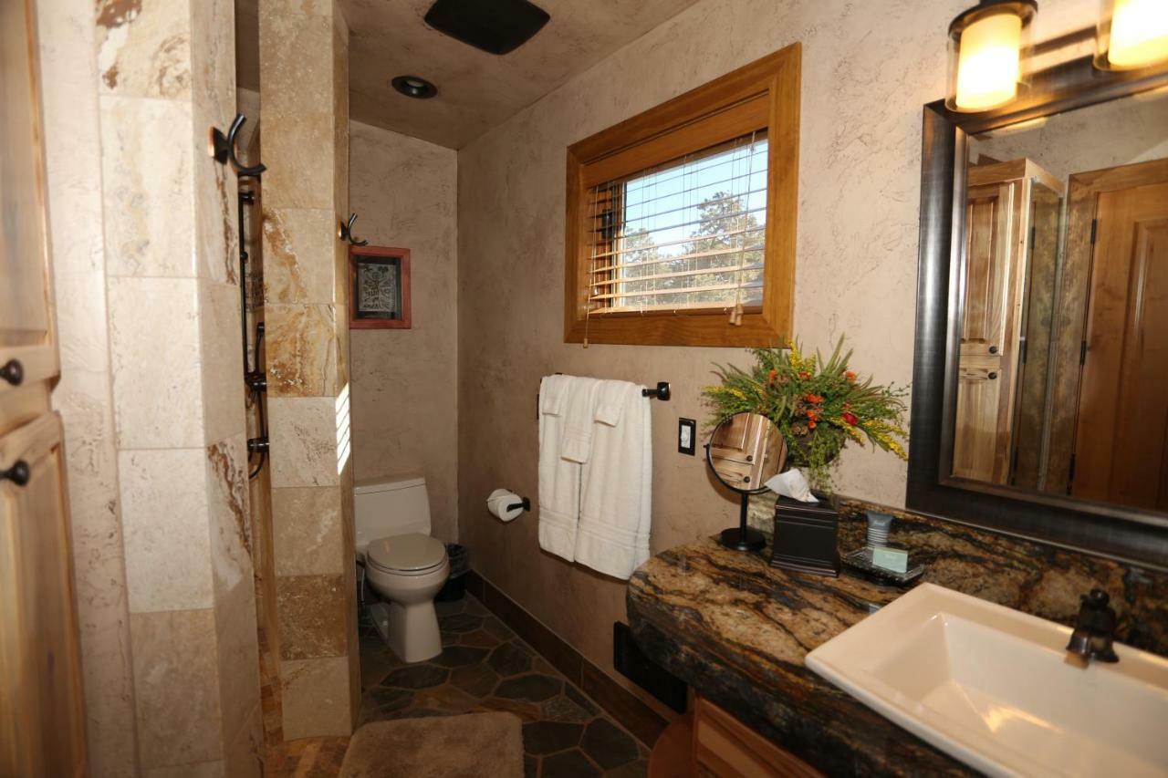 Cougar Ridge Lodge - Casitas Torrey Exterior foto